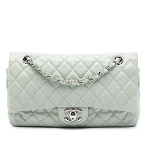 Pre-Loved Chanel Medium Classic Caviar Double Flap